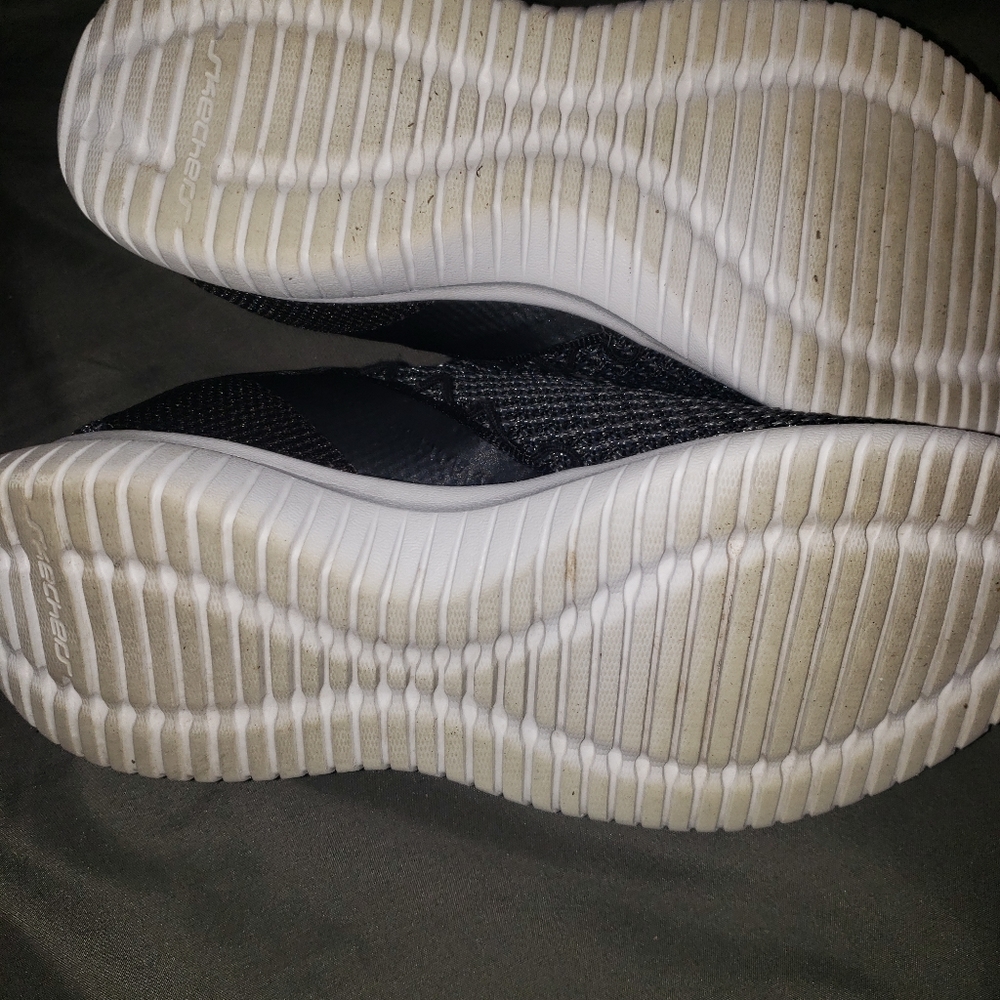 Skechers shoes memory foam size 6 1/2